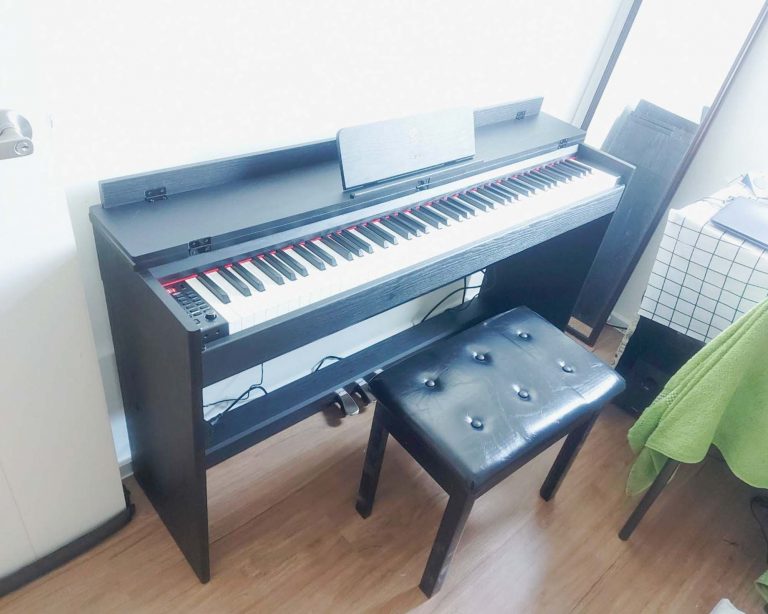 Coleman F201 ลูกค้า Music Arms