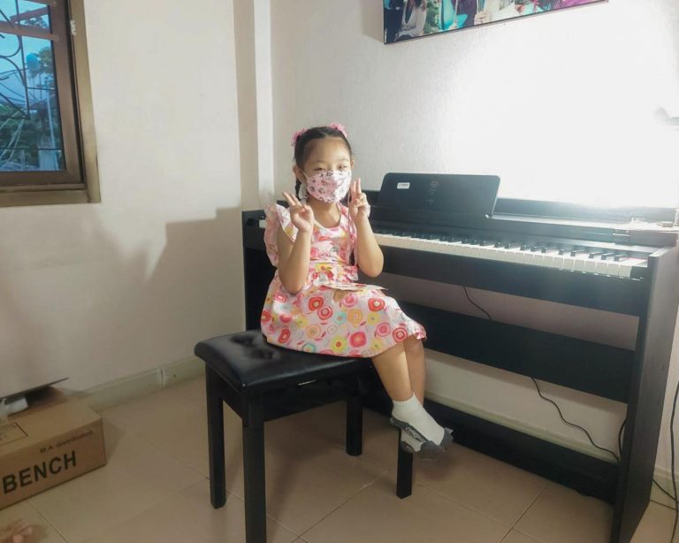 Coleman F201 ลูกค้า Music Arms