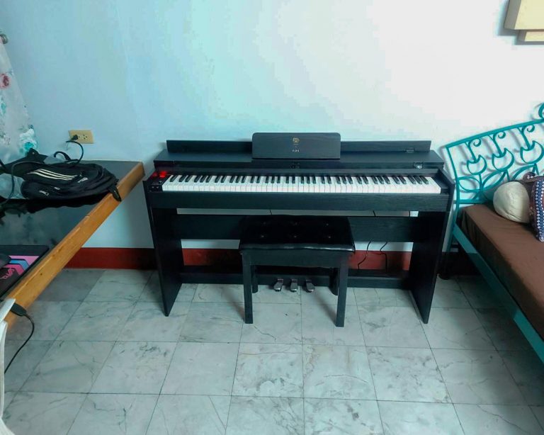 Coleman F201 ลูกค้า Music Arms