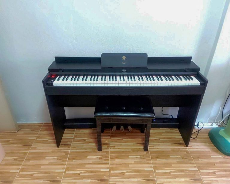 Coleman F201 ลูกค้า Music Arms