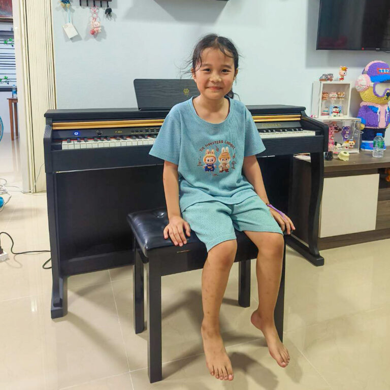 Coleman F401BT Black