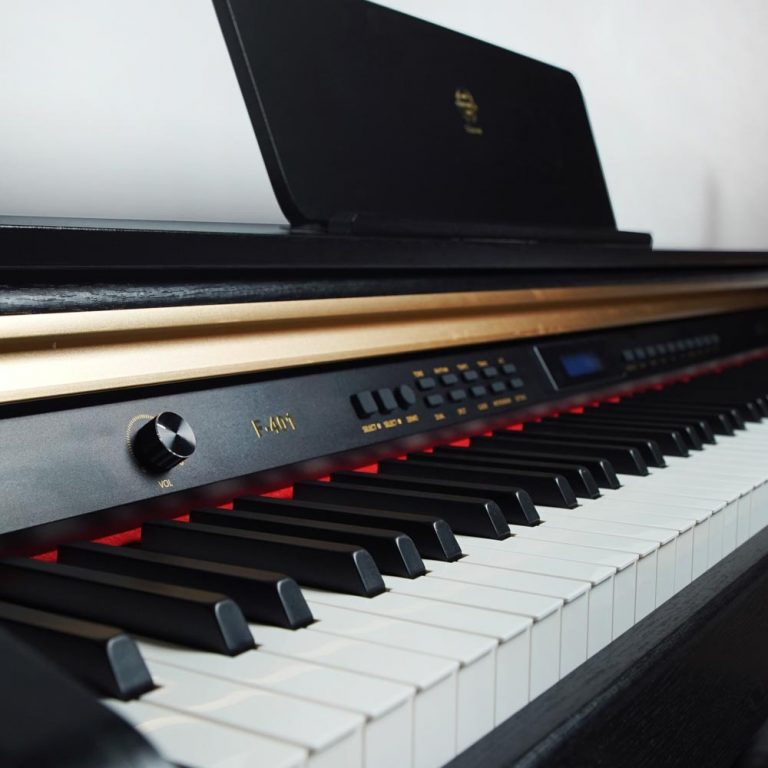 Coleman F401BT Black Digital Piano ขายราคาพิเศษ