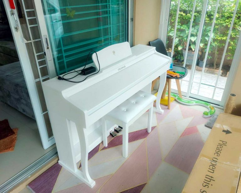 Music Arms ประกอบเปียโน Coleman F301BT