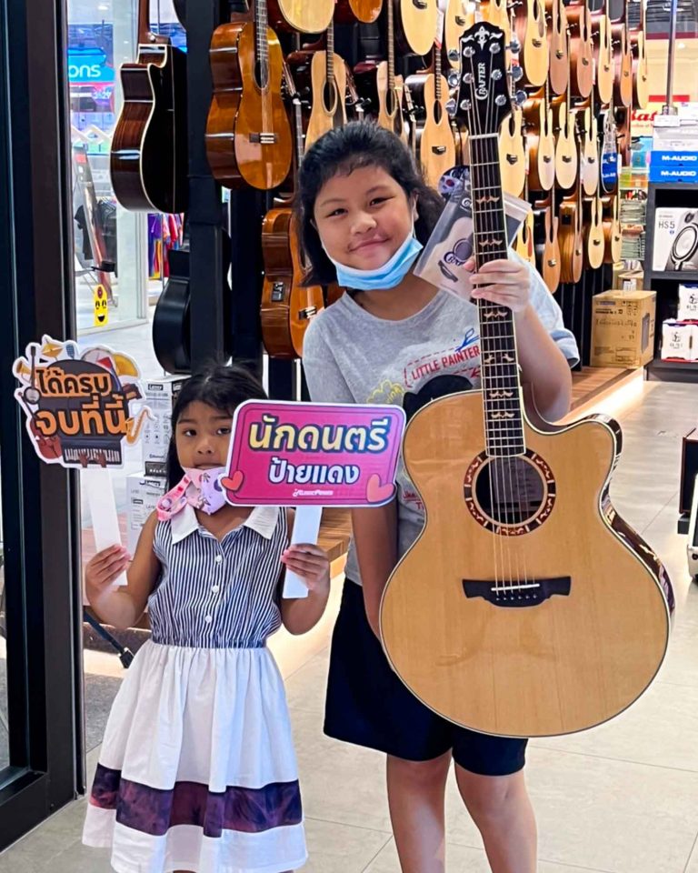 Crafter STG J-18CE ลูกค้า Music Arms