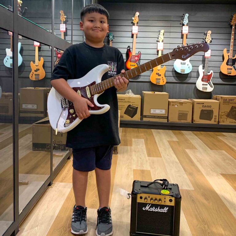 Gusta GST Standard WH + marshall MG10