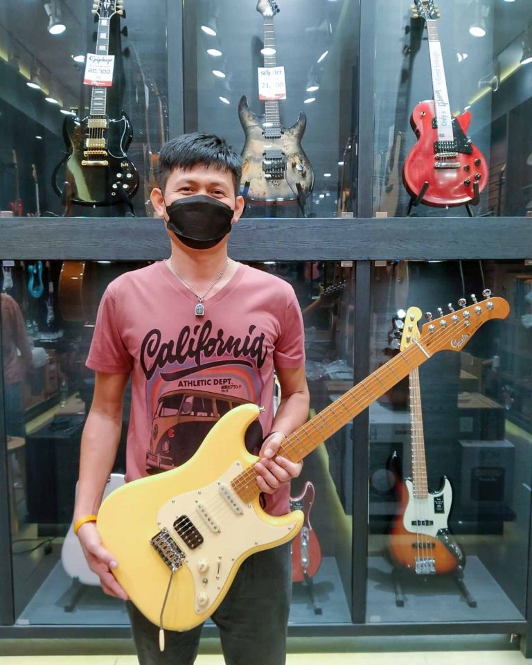 Gusta GST Standard ลูกค้า Music Arms