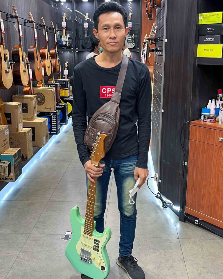 GTRS S801 ลูกค้า Music Arms