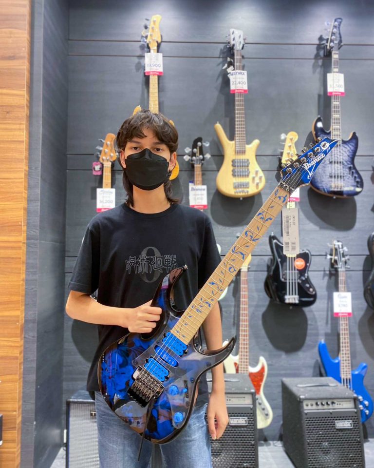 Ibanez JEM77P ลูกค้า Music Arms