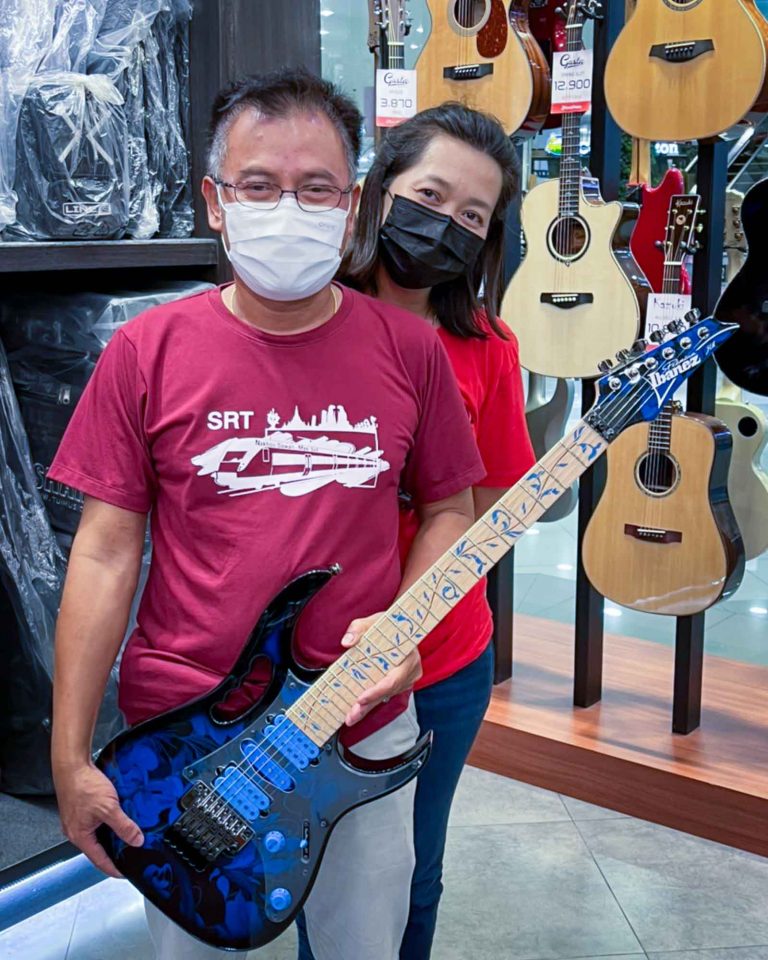 Ibanez JEM77P ลูกค้า Music Arms