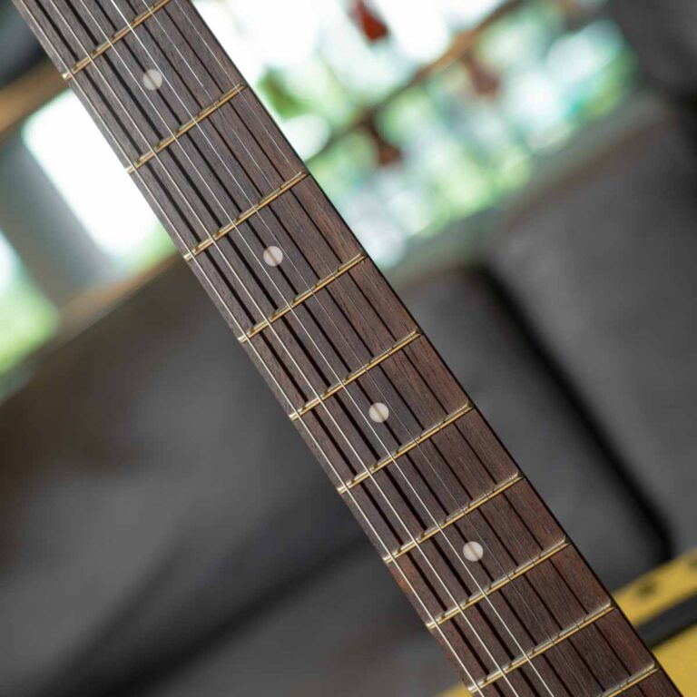 Sterling StingRay SR30 กีตาร์ไฟฟ้า ขายราคาพิเศษ