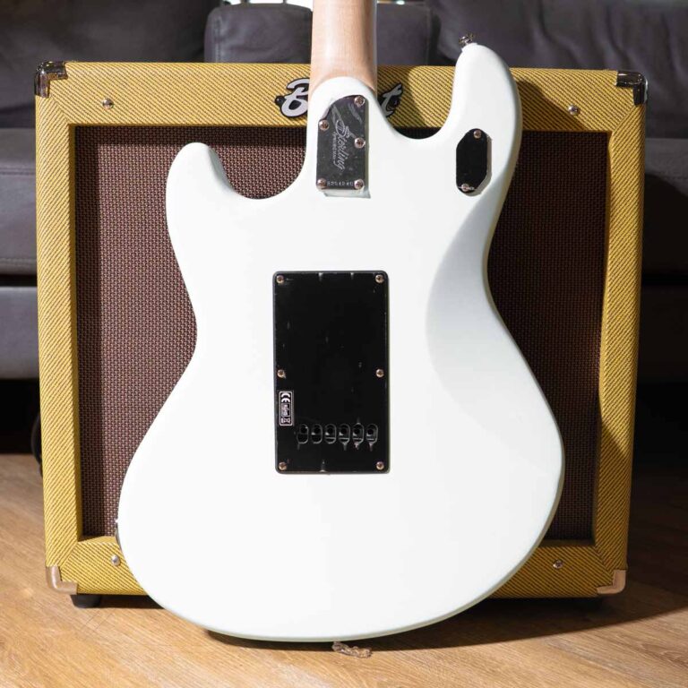 Sterling StingRay SR30 กีตาร์ไฟฟ้า ขายราคาพิเศษ