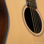 Gusta DJS3-E กีตาร์โปร่งไฟฟ้า soundhole ขายราคาพิเศษ