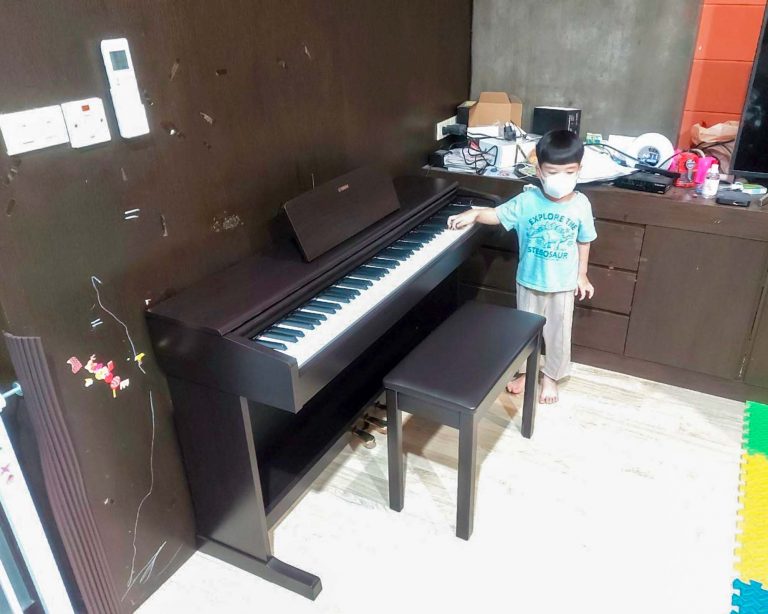 Yamaha YDP-145 ลูกค้า Music Arms