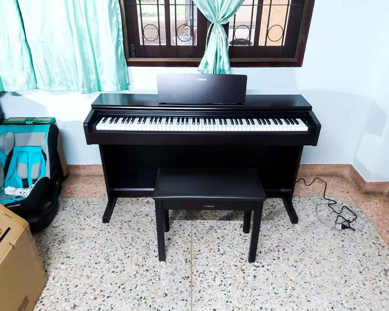 Yamaha YDP-145 ลูกค้า Music Arms