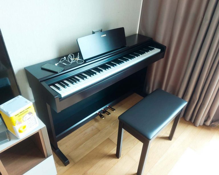 Yamaha YDP-145 ลูกค้า Music Arms