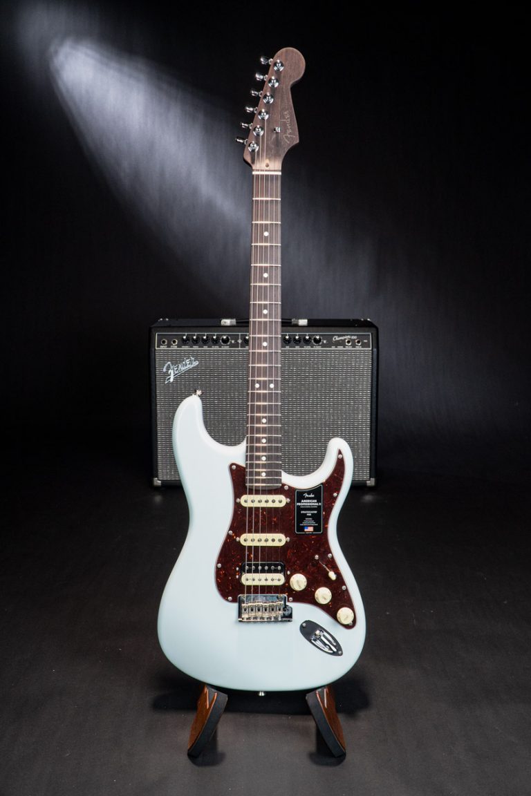 Fender American Professional II Stratocaster Rosewood Neck Limited Edition ขายราคาพิเศษ