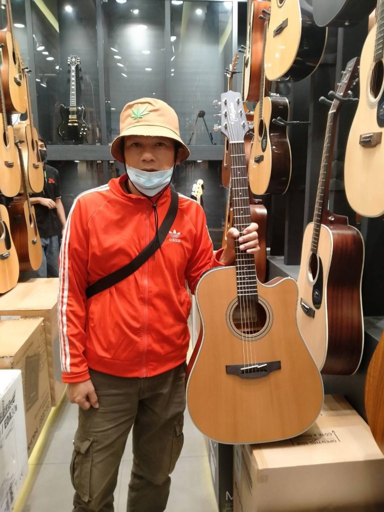 Takamine GD20CE N
