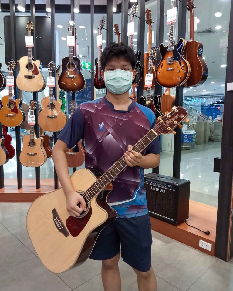 Takamine GD71CE ลูกค้า Music Arms