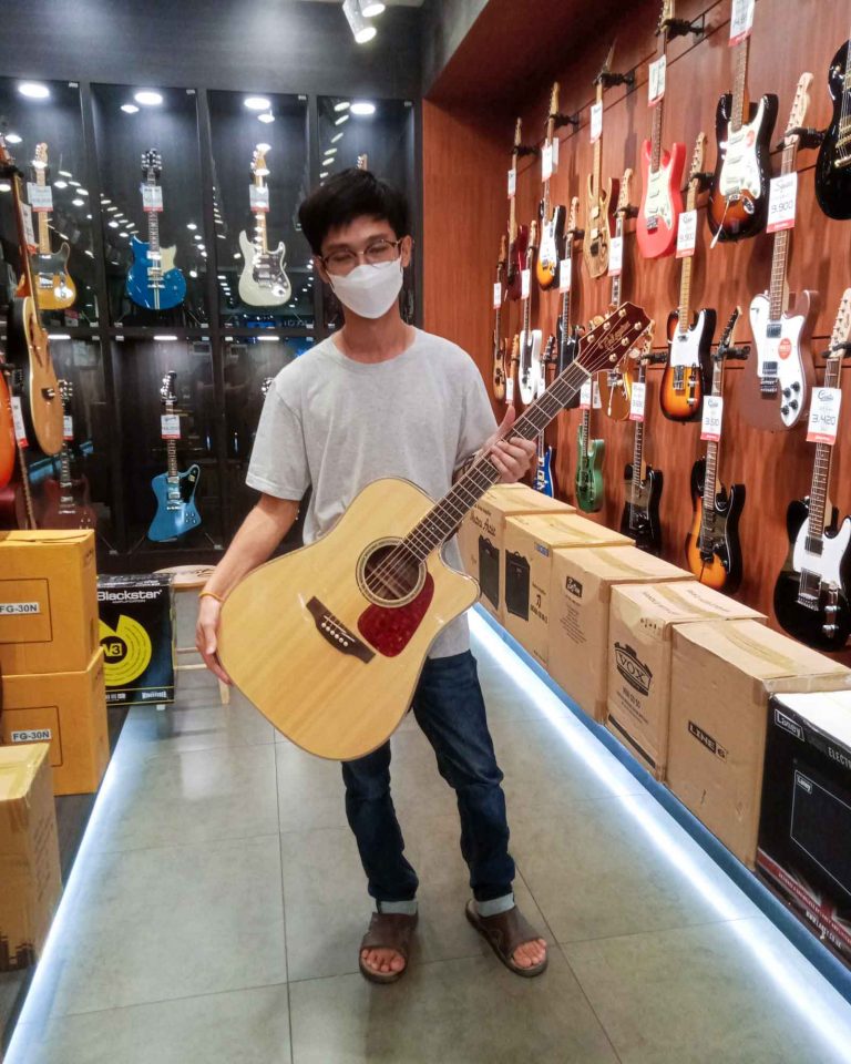 Takamine GD71CE ลูกค้า Music Arms