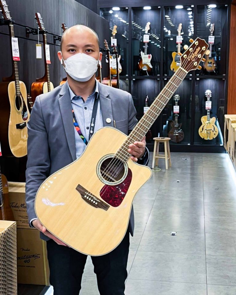 Takamine GD71CE ลูกค้า Music Arms