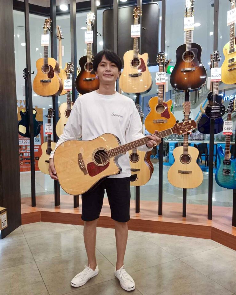 Takamine GD93CE ลูกค้า Music Arms