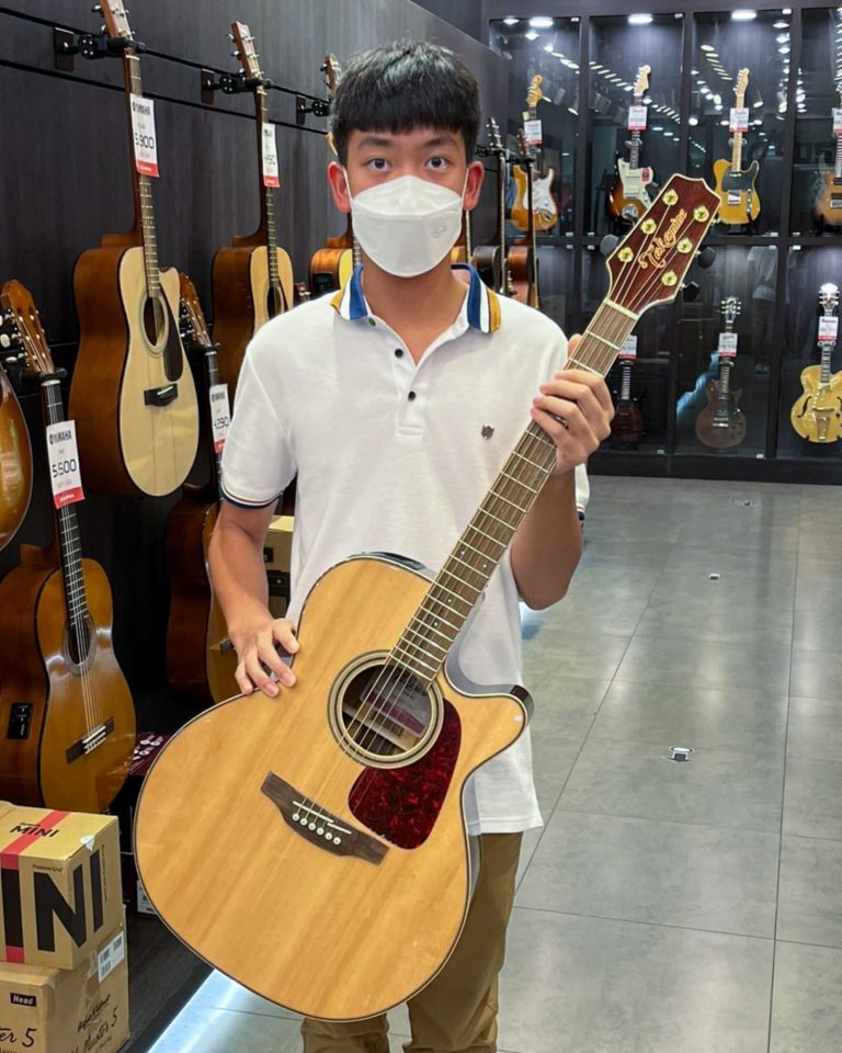 Takamine GD93CE ลูกค้า Music Arms