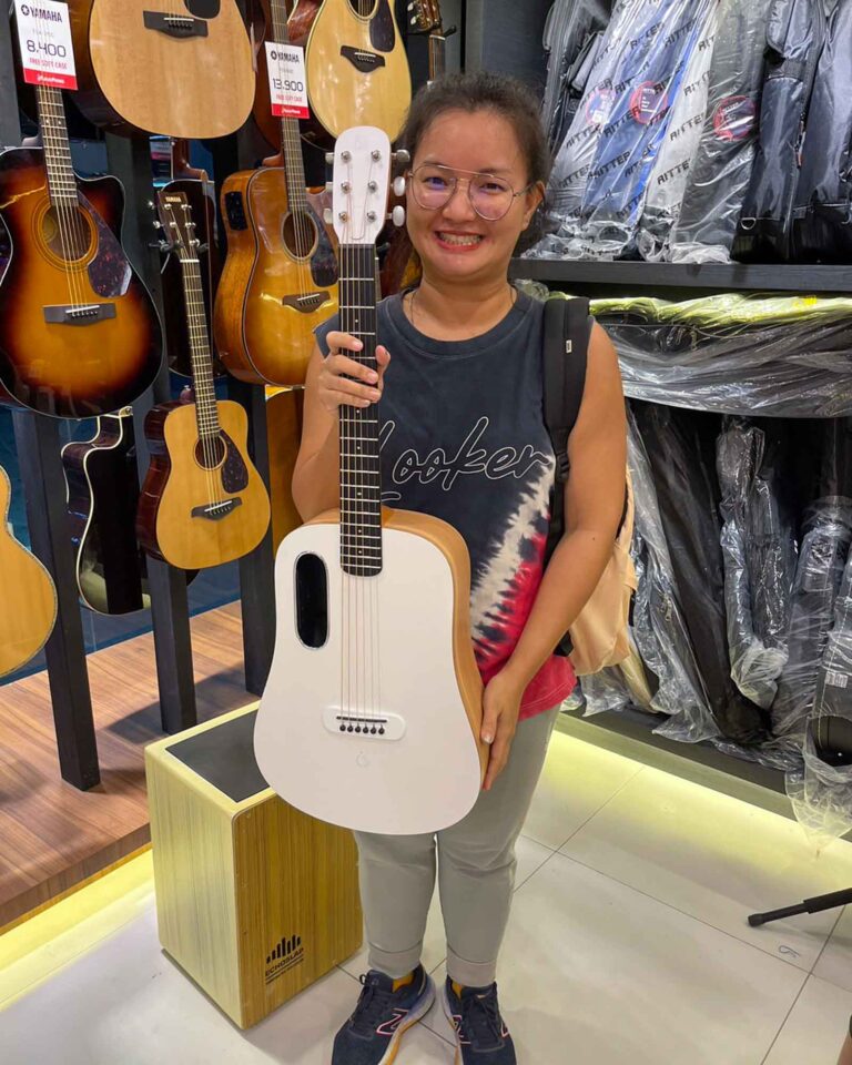 โปร่งไฟฟ้า BLUE LAVA ORIGINAL FREEBOOST WHITE ชล-3