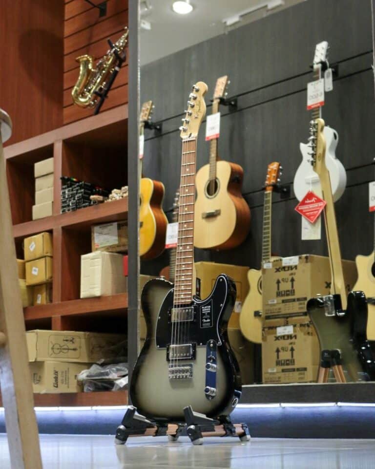 Showcase Fender Player Telecaster HH Silverburst Limited Edition กีตาร์ไฟฟ้า