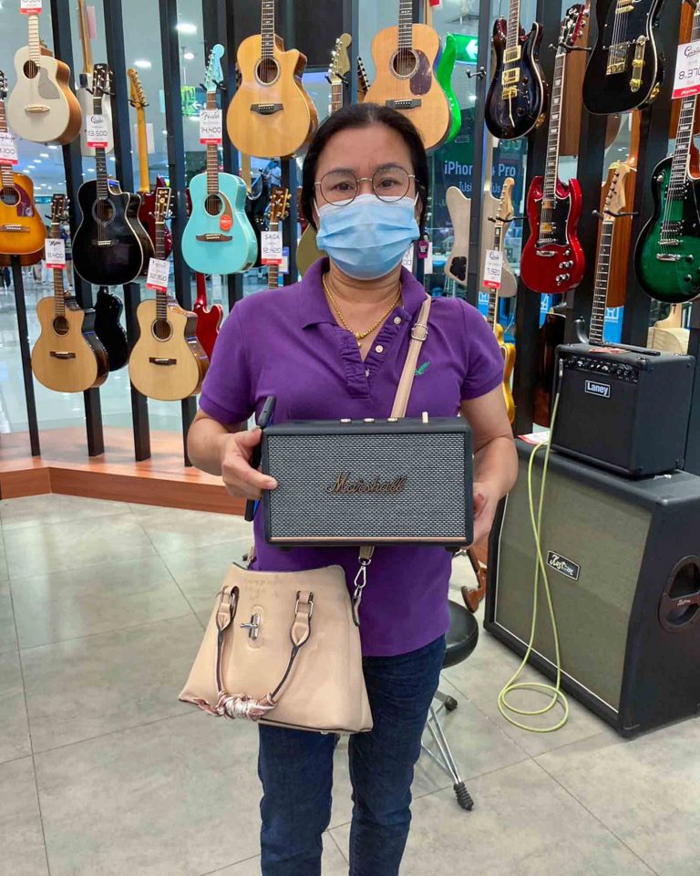 Marshall Acton III ลูกค้า Music Arms