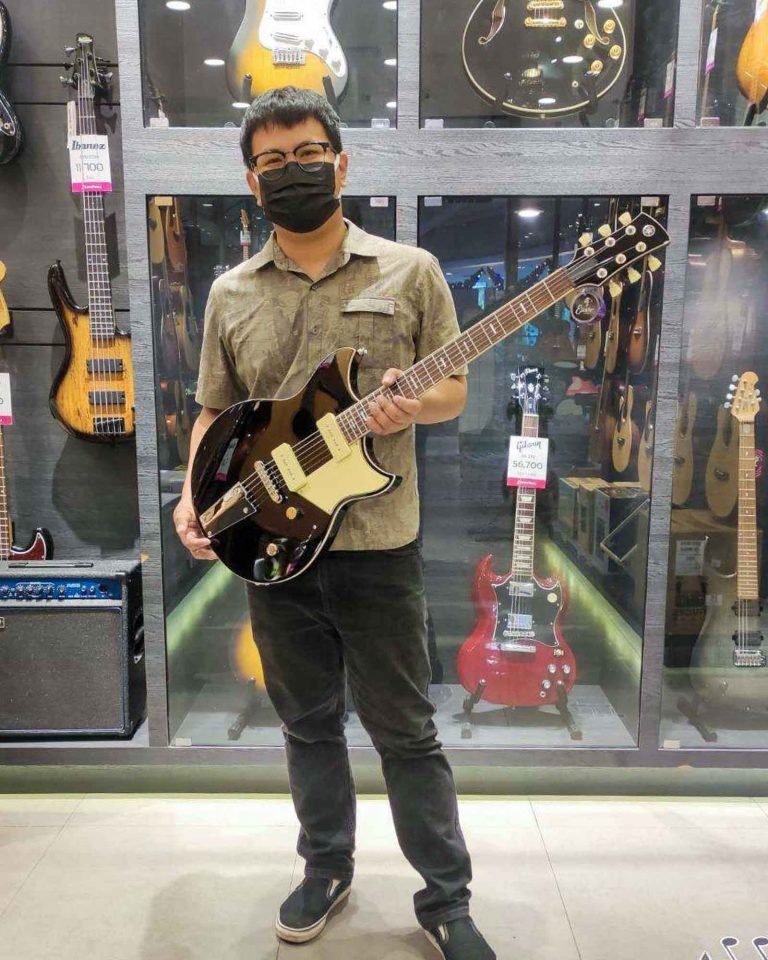 Yamaha RSS02T ลูกค้า Music Arms