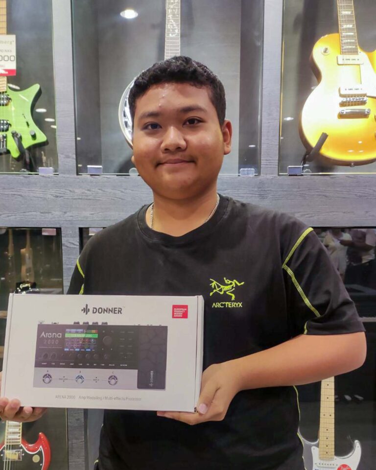 มัลติเอฟเฟค Donner Arena2000 ซีคอน