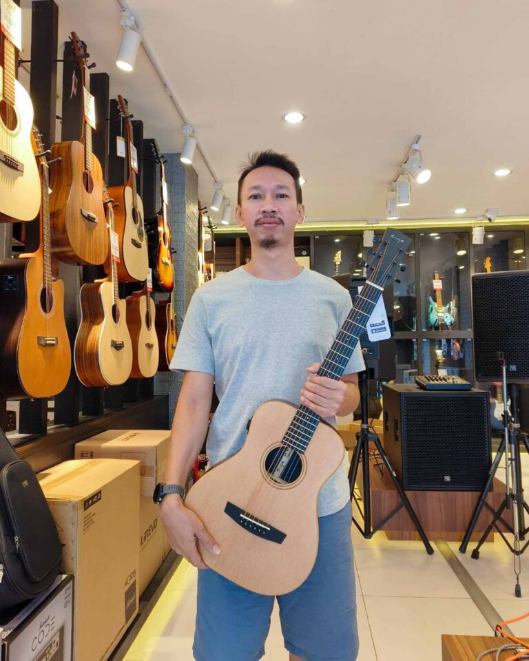 โปร่งไฟฟ้า Enya EB-X1 PRO EQ ชล