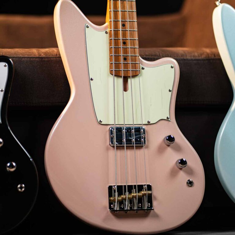 ASHDOWN ROASTED CAPRI เบสไฟฟ้า ขายราคาพิเศษ