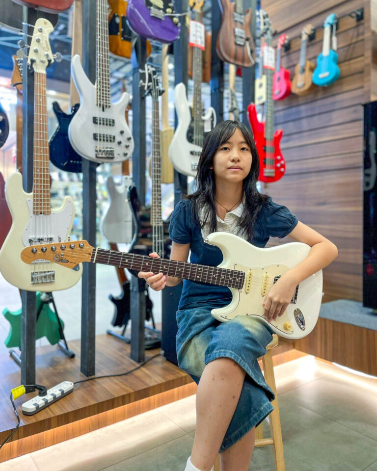 Gusta GST-03 HSS LH WH