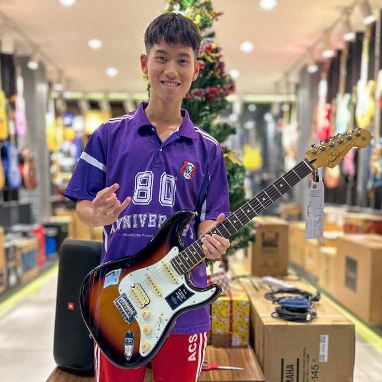 FENDER PLAYER II START HSS RW 3TS