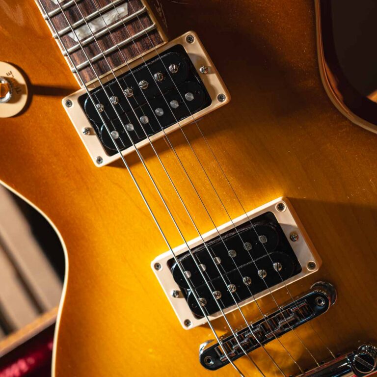 Gibson Slash “Jessica” Les Paul Standard, Honey Burst with Red Back กีตาร์ไฟฟ้า ขายราคาพิเศษ