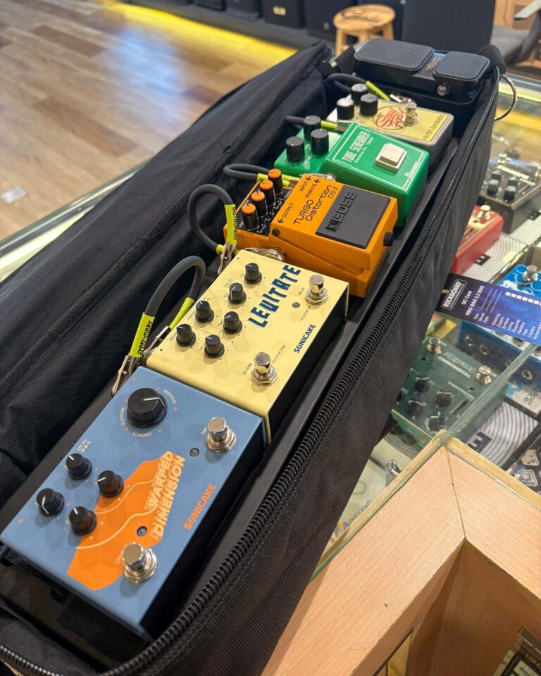 5เอฟเฟค Sonicake QDS-03 Warped Dimension + 6พาวเวอร์ซัพพลาย SHARK Power Supply SP-3 + 7เอฟเฟค Sonicake QEP-01 VolWah