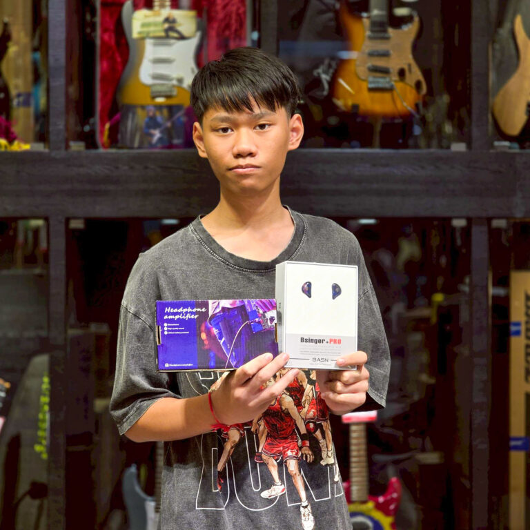 BASN BsingerPro Blue + แอมป์หูฟัง G-Mark P3 Personal Headphone Amp