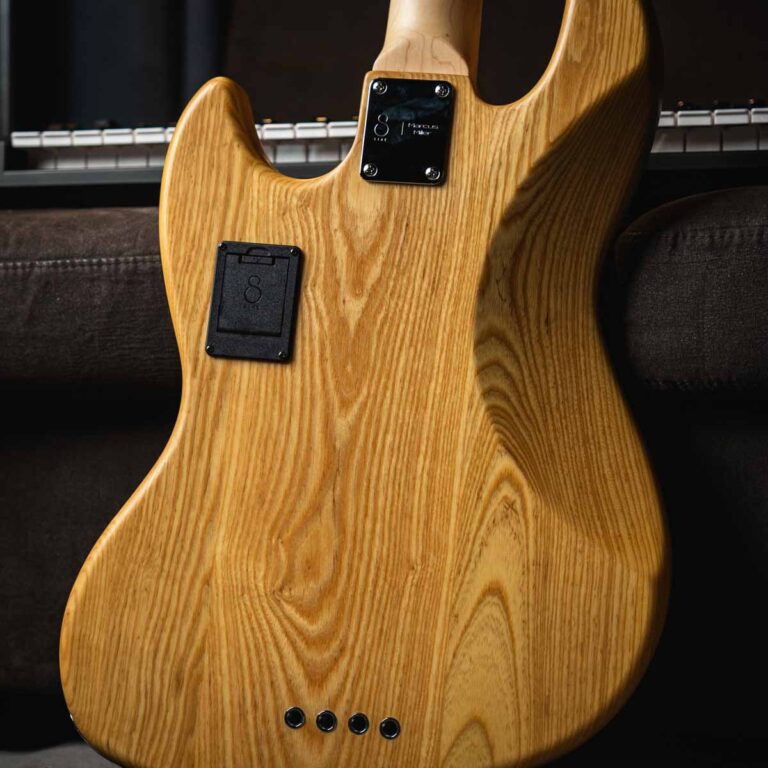 Sire Marcus Miller V7 Ash Reissue 4 String ขายราคาพิเศษ