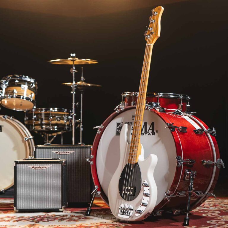 SIRE MARCUS MILLER Z3 4 STRINGS เบสไฟฟ้า ANTIQUE WHITE ขายราคาพิเศษ