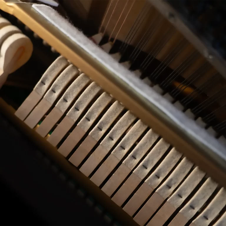 Yamaha Upright U1A อัพไรท์เปียโนมือสอง ขายราคาพิเศษ
