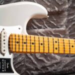 FENDER AMERICAN ULTRA II STRATOCASTER ขายราคาพิเศษ