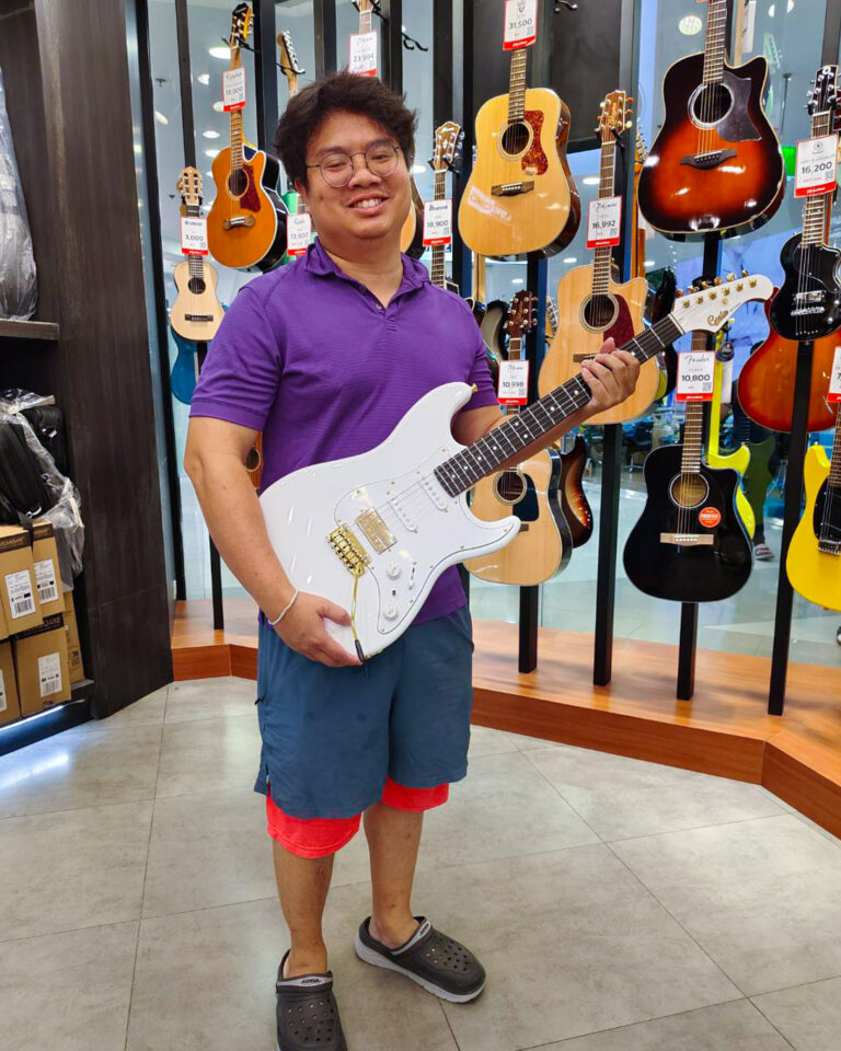 Gusta GST White Edition