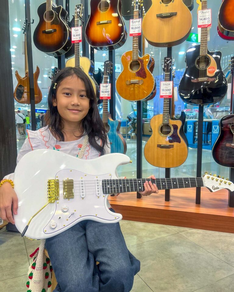 Gusta GST White Edition