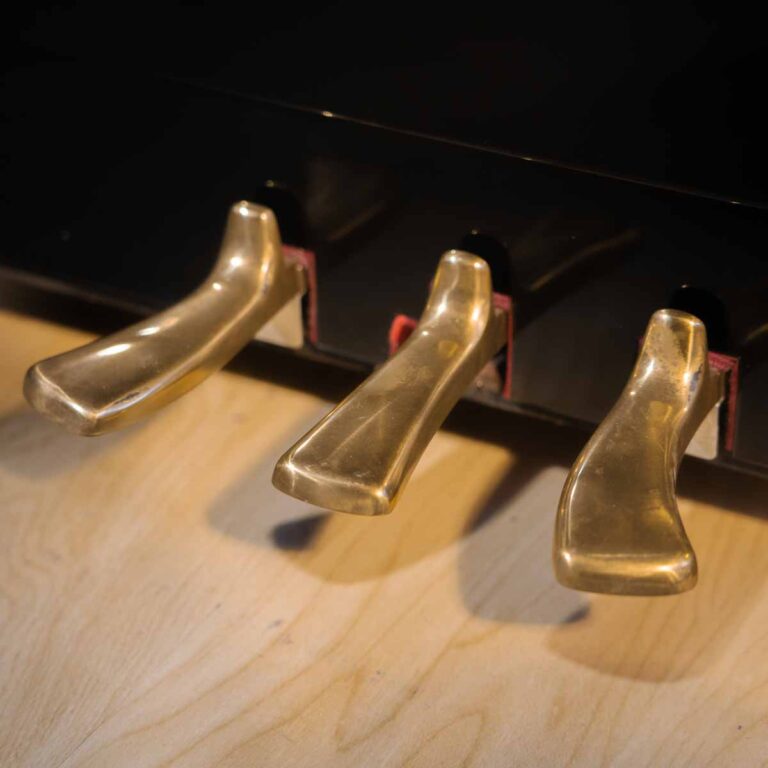 Yamaha Upright U30BL อัพไรท์เปียโน ขายราคาพิเศษ