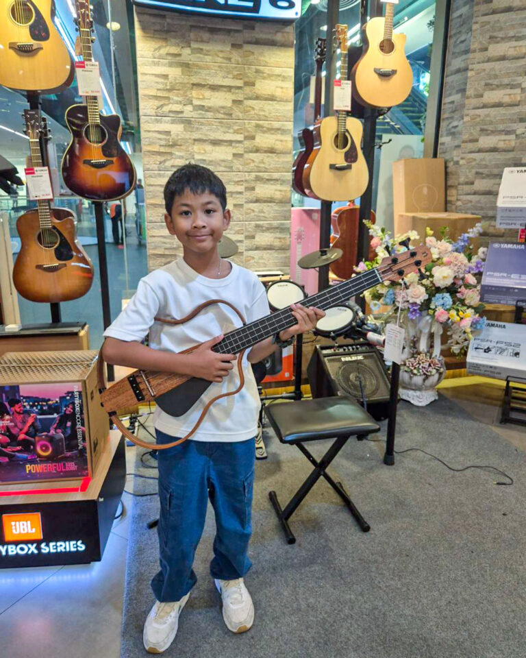 Natasha NBSG Bass Fretless Mahogany