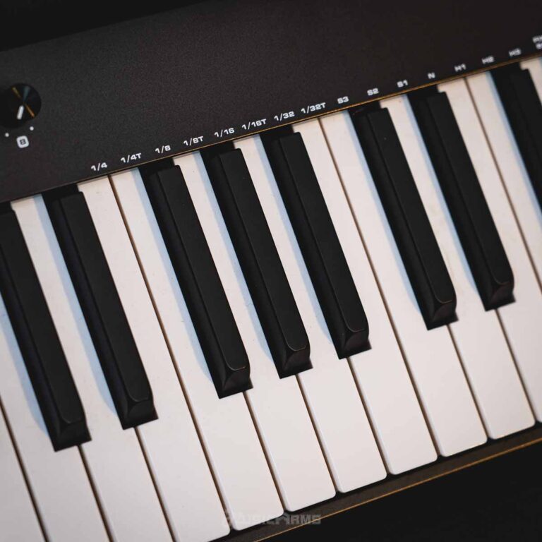 Nux NTK-49 MIDI Keyboard ขายราคาพิเศษ