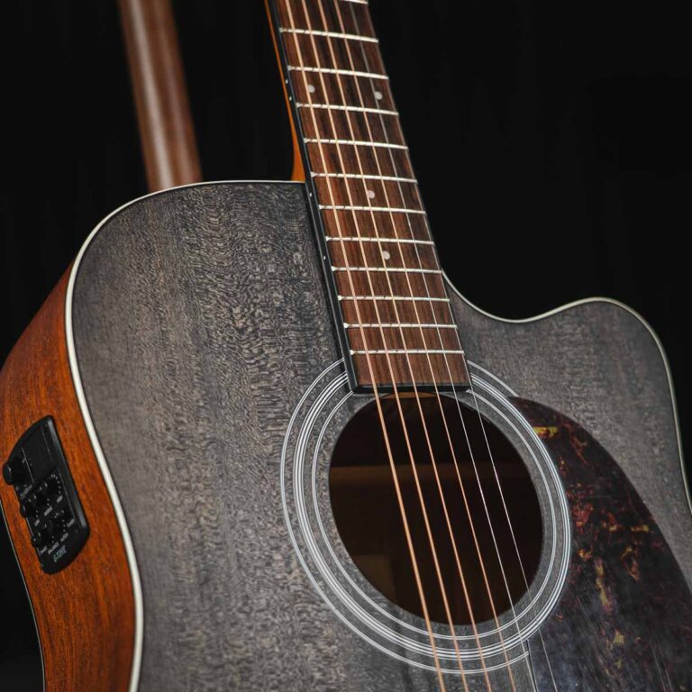 GUSTA BROOKIE 2DCE ขายราคาพิเศษ