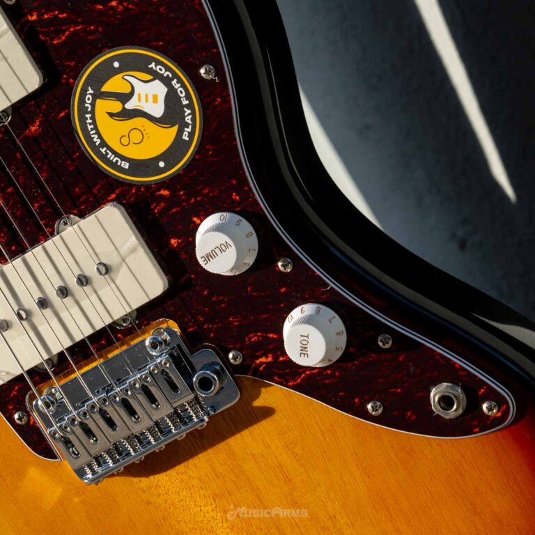 SIRE LARRY CARLTON J3 ขายราคาพิเศษ