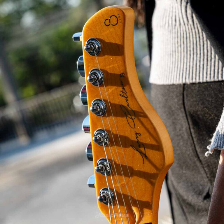 SIRE LARRY CARLTON J3 ขายราคาพิเศษ